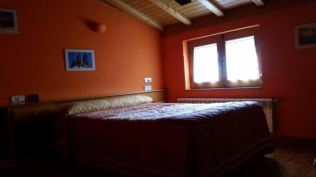 Casa Rural El Casillo Del Abuelo Goyo Guest House Navarredonda de Gredos Cameră foto
